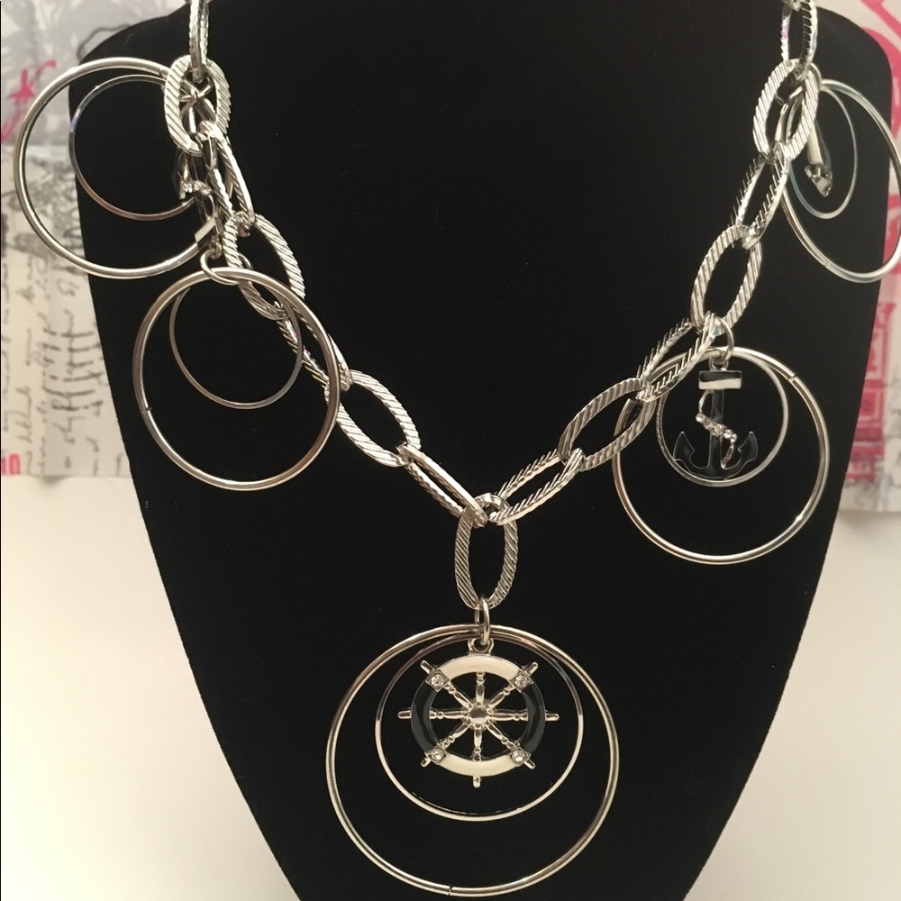 5 for $25‼️Silver sailors charm Necklace set